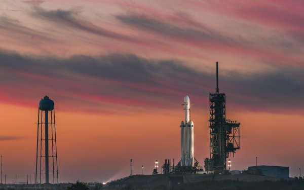 Technology SpaceX Falcon Heavy Sunset Rocket Launching Pad HD Wallpaper | Background Image