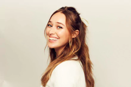 Celebrity Alycia Debnam Carey HD Desktop Wallpaper | Background Image