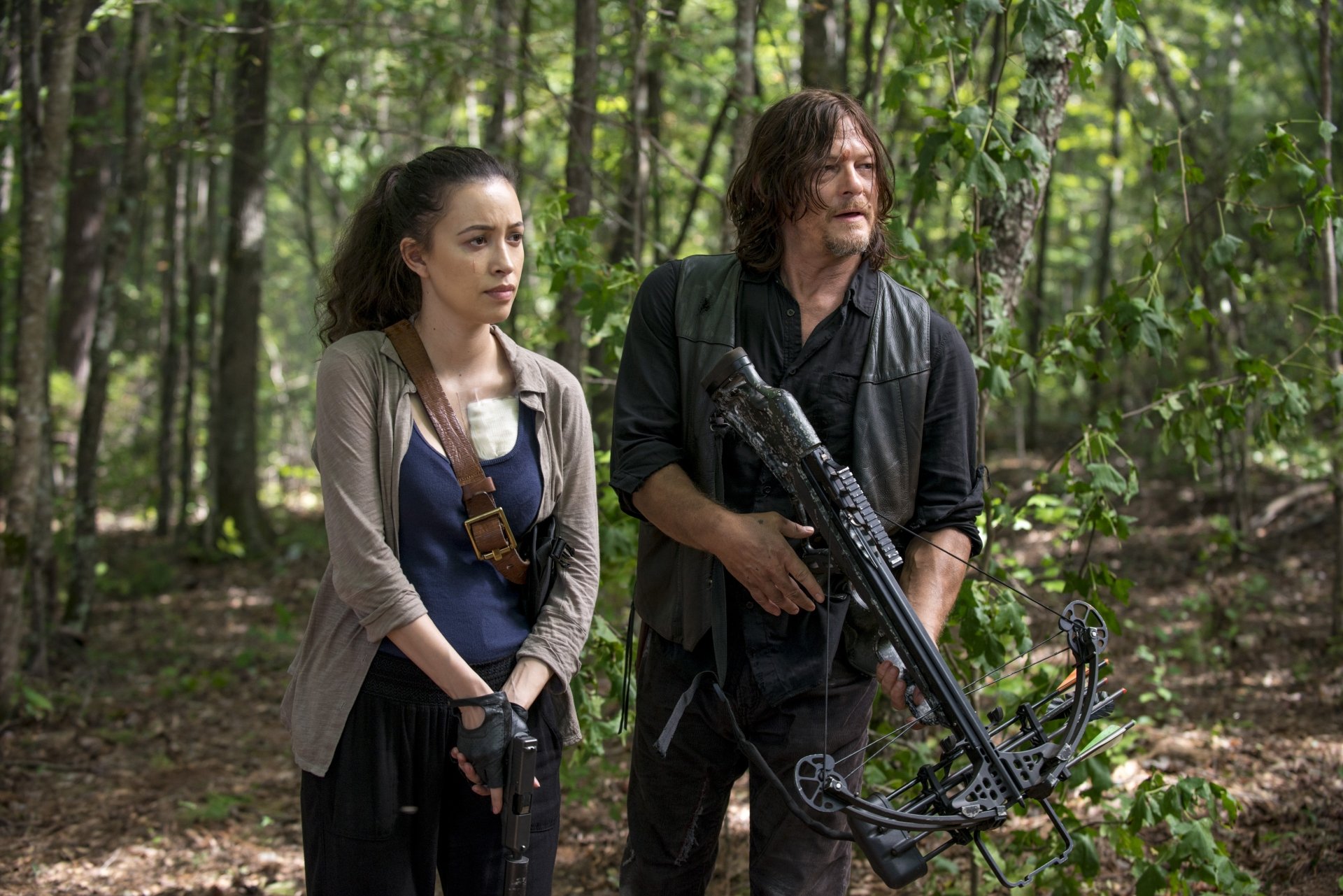 Download Christian Serratos Daryl Dixon Rosita Espinosa Norman Reedus TV Show The Walking Dead 4k Ultra HD Wallpaper