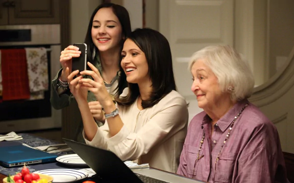 TV Show Chasing Life HD Desktop Wallpaper | Background Image