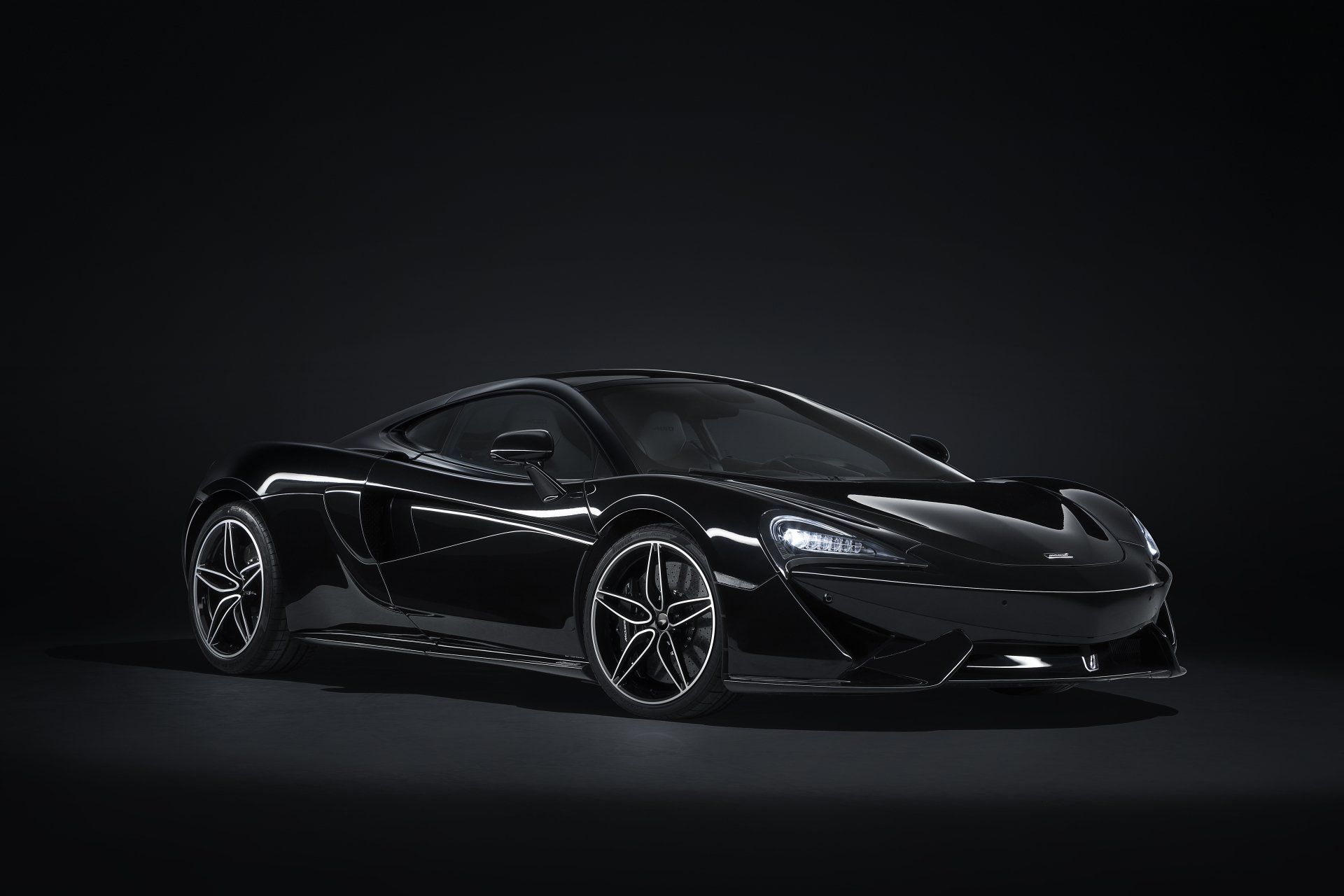 Download McLaren Vehicle McLaren 570GT 4k Ultra HD Wallpaper