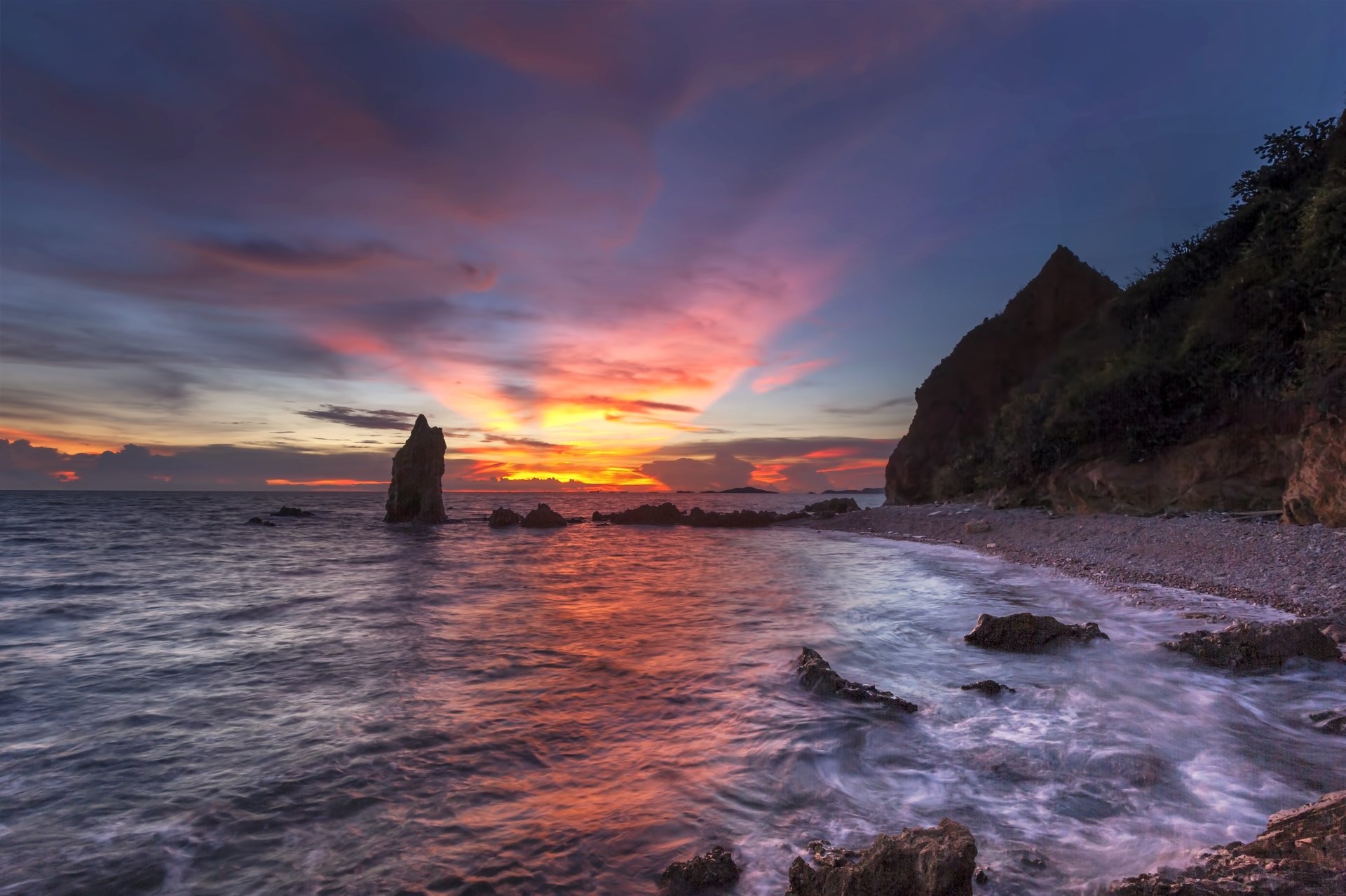Download Sunrise Horizon Coast Beach Nature Ocean 4k Ultra HD Wallpaper ...