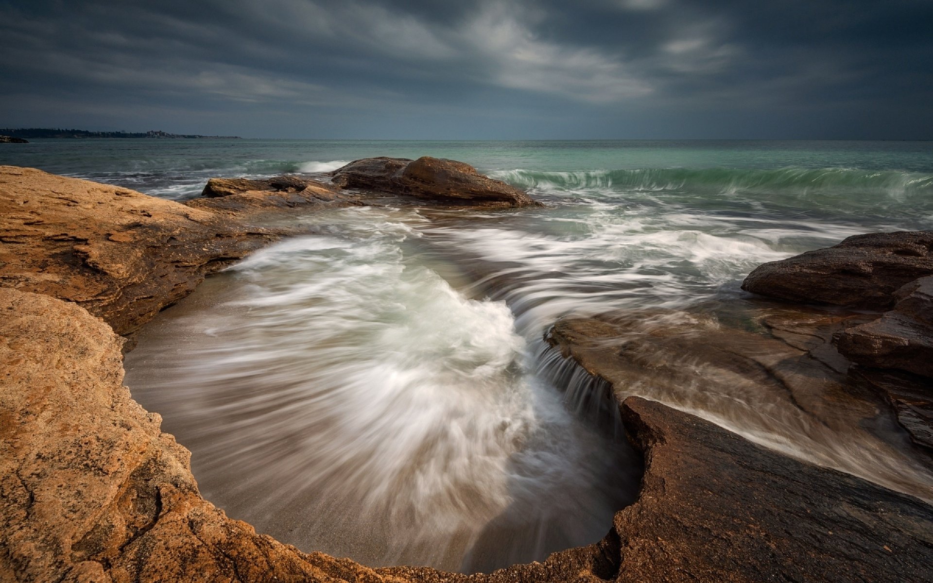 Природа океанов земли. Молочное море. Красивое фото моря удивительная красота. Молочные моря в океане. Молочное море фото.