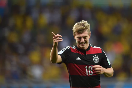 German soccer Toni Kroos Sports HD Desktop Wallpaper | Background Image