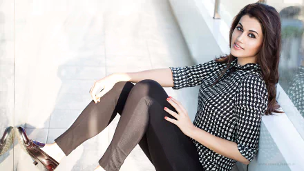 Celebrity Tapsee pannu HD Desktop Wallpaper | Background Image