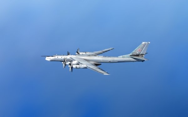 Military Tupolev Tu-95 Bombers Aircraft Warplane Bomber HD Wallpaper | Background Image
