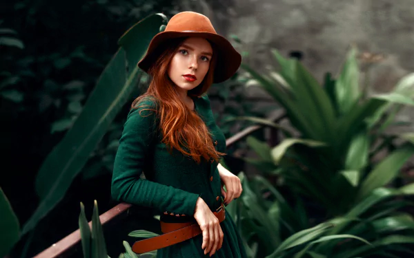 depth of field redhead lipstick hat belt green dress woman model HD Desktop Wallpaper | Background Image