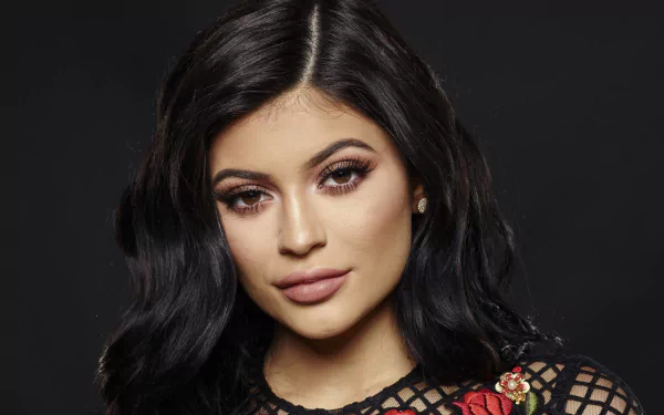 American model brown eyes black hair Celebrity Kylie Jenner HD Desktop Wallpaper | Background Image