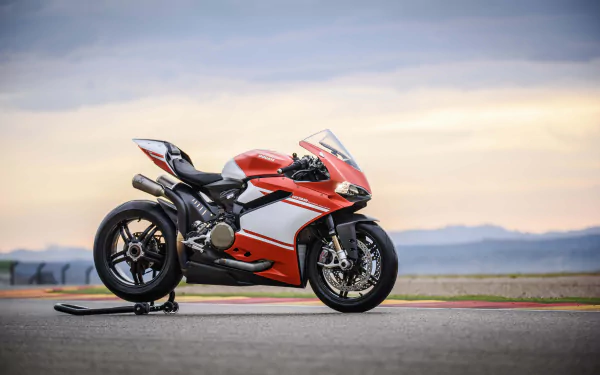  Red and White Ducati 1299 Superleggera