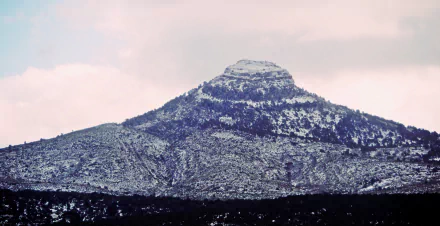  Ozmor Mountain